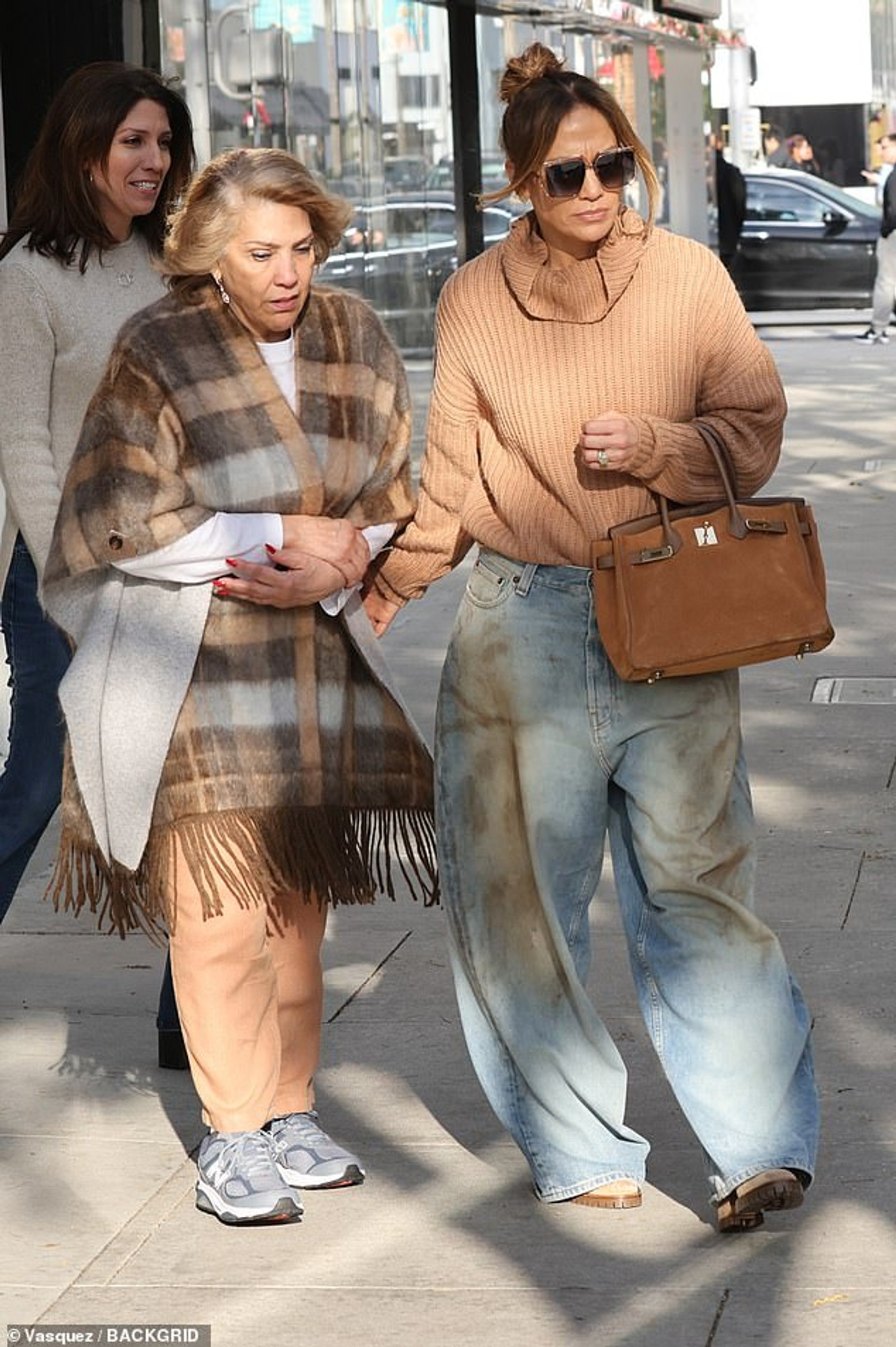Дженнифер Лопес мамой на шопинге. Фото: Daily Mail