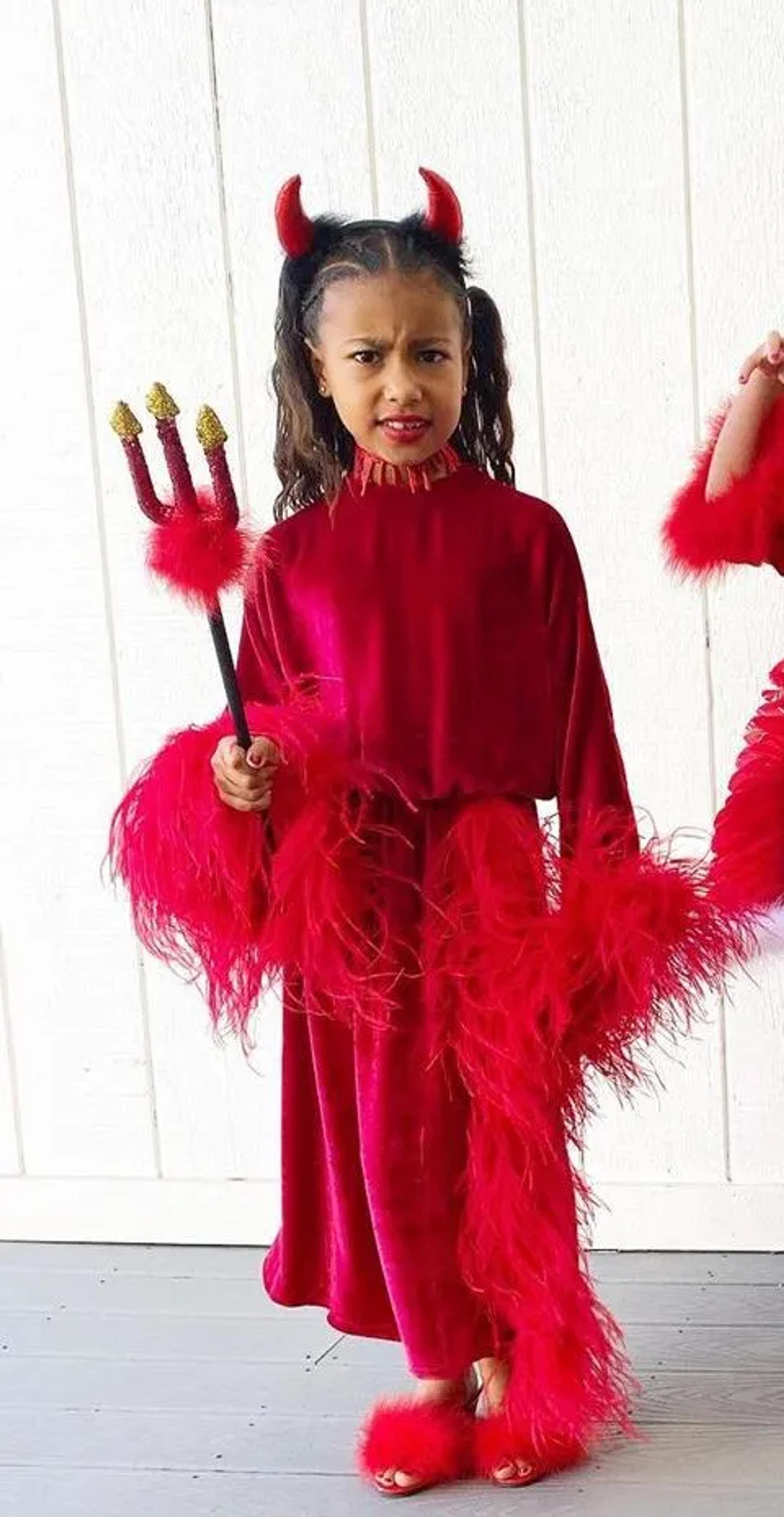 6-летняя Норт в образе дьяволенка на Хеллоуин. Фото: Инстаграм* @kimkardashian