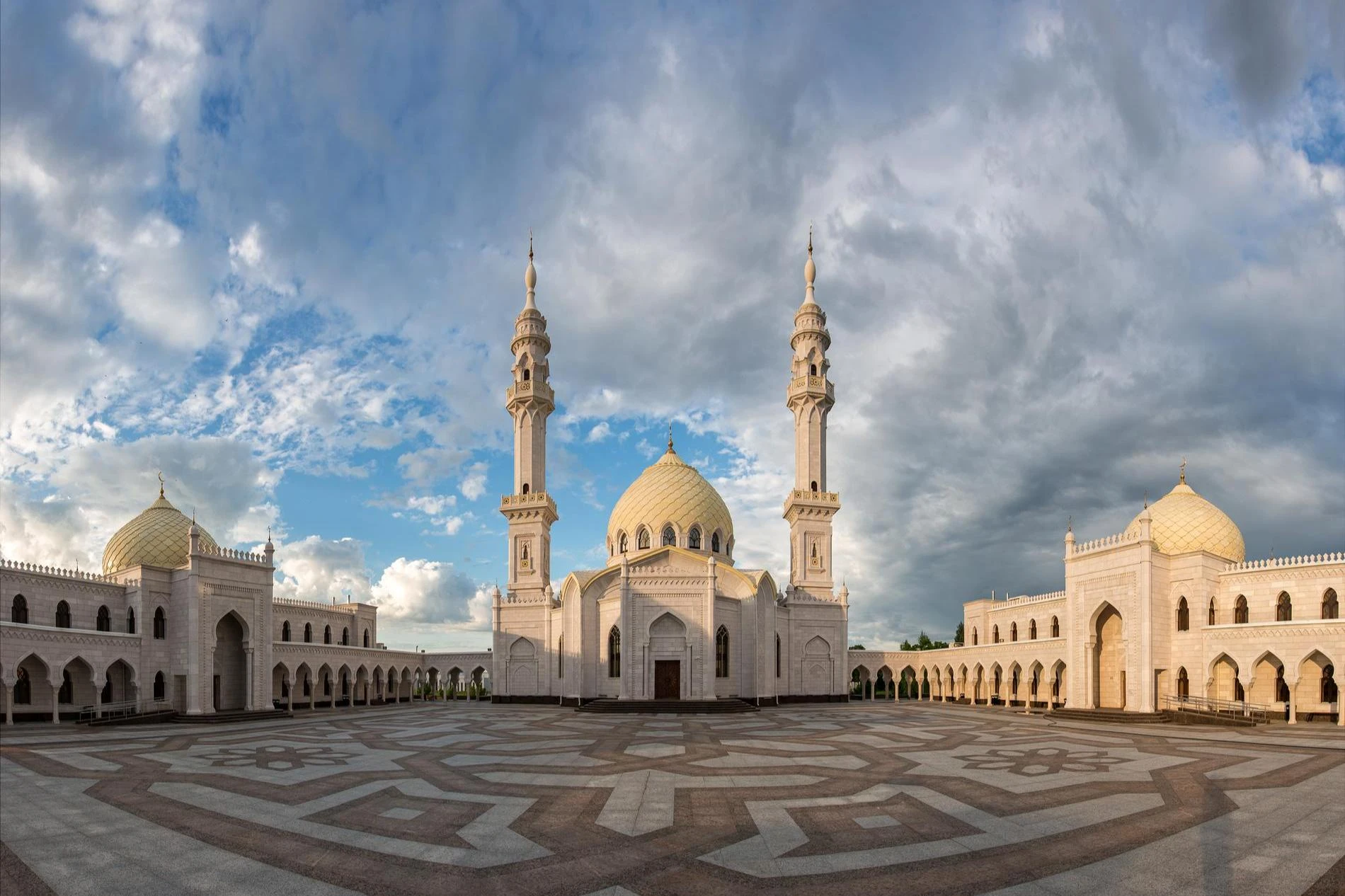 Белая мечеть. Фото: Иван Кузнецов / Getty Images