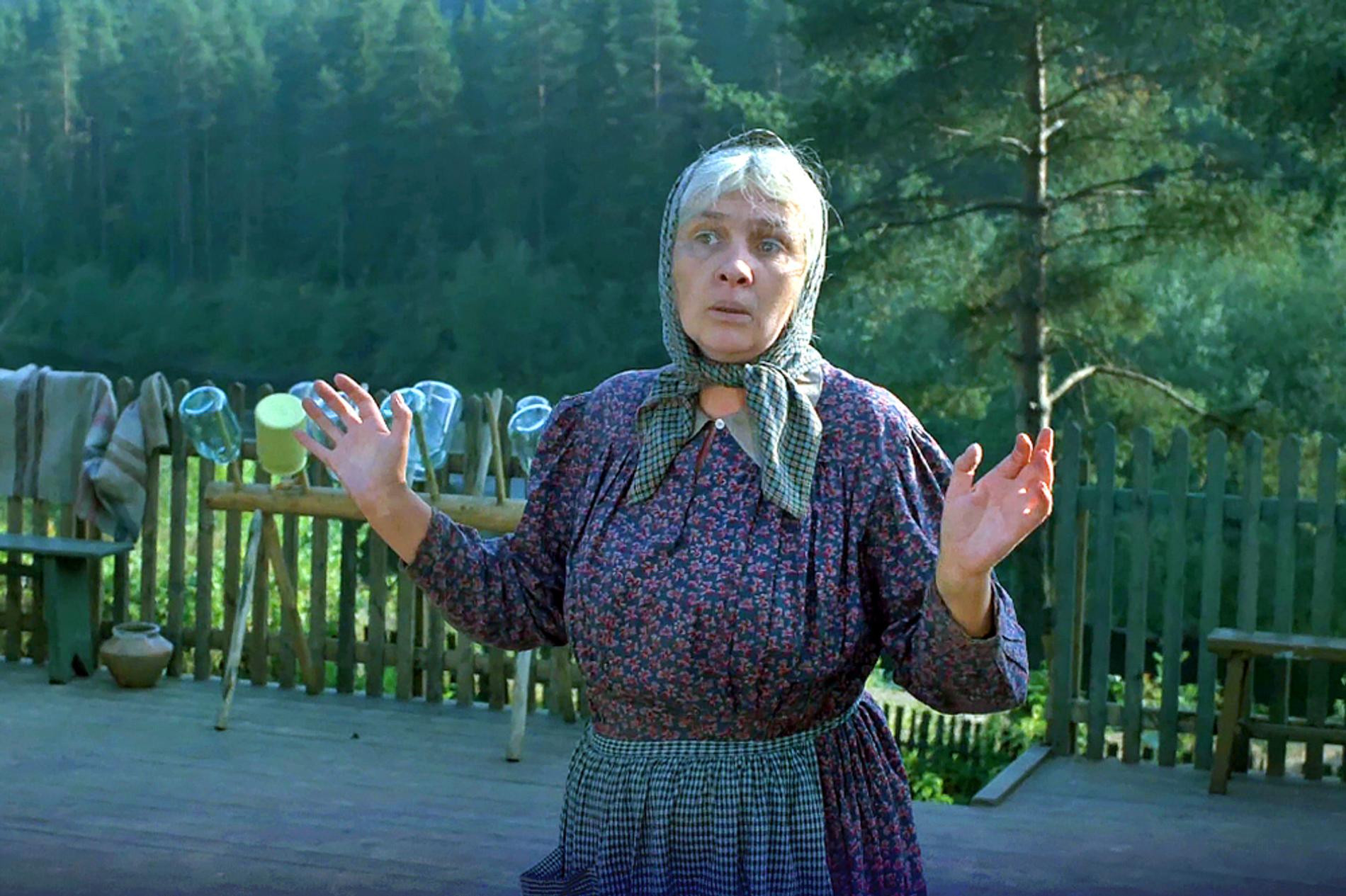 Наталья Тенякова. Кадр из фильма «Любовь и голуби»