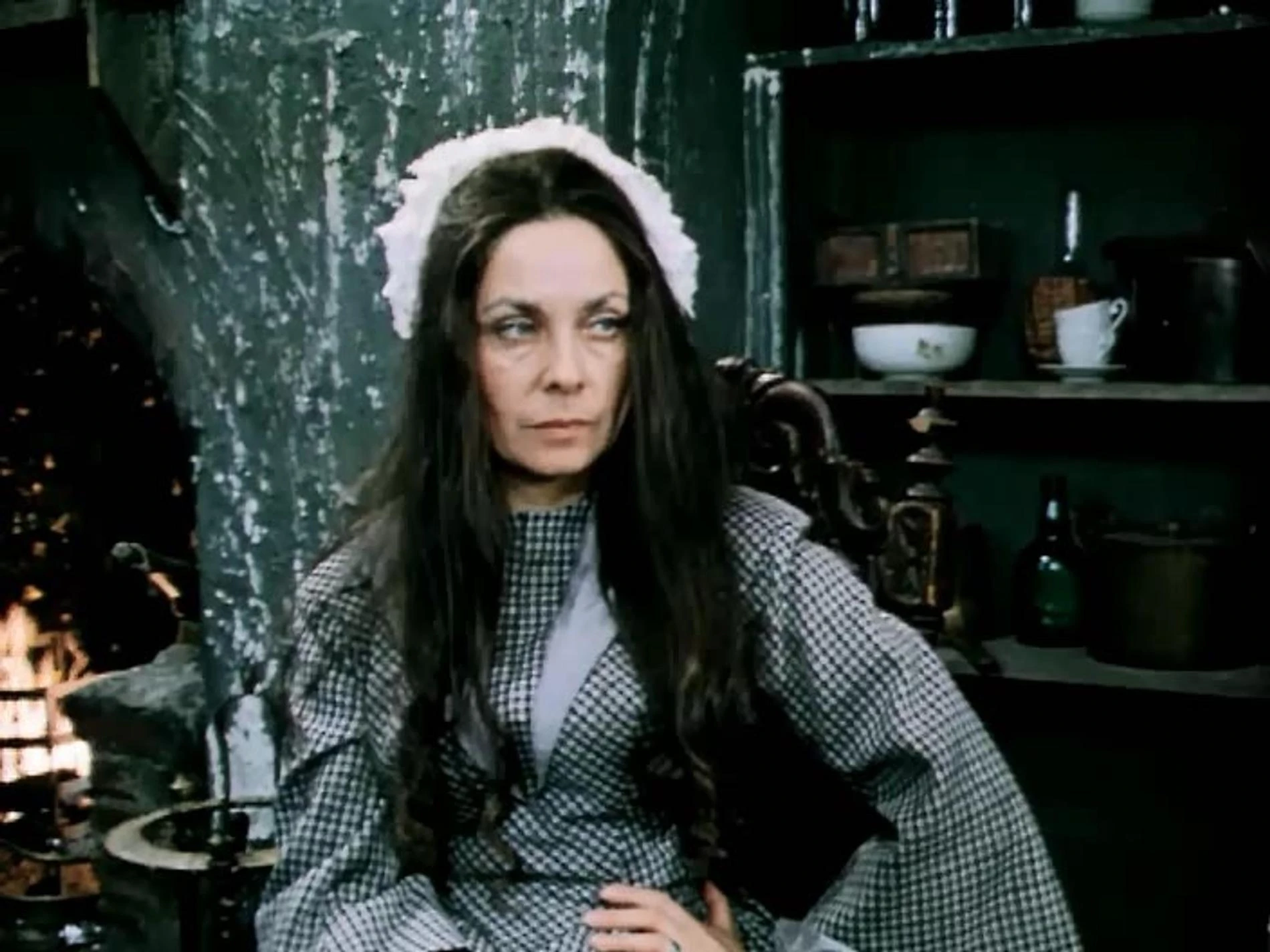 Тамара Уржумова. Скриншот: х/ф «Без семьи» (1984)