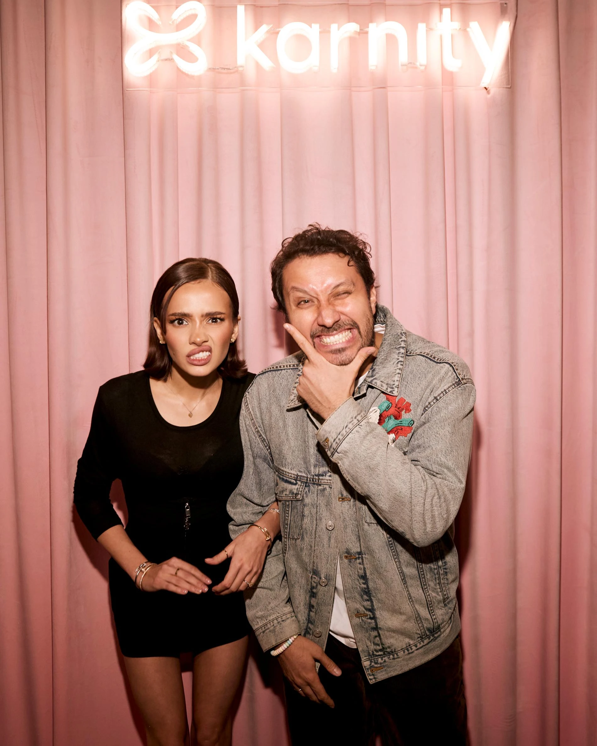 Константин Анисимов и Валя Карнавал. Фото: Пресс-служба