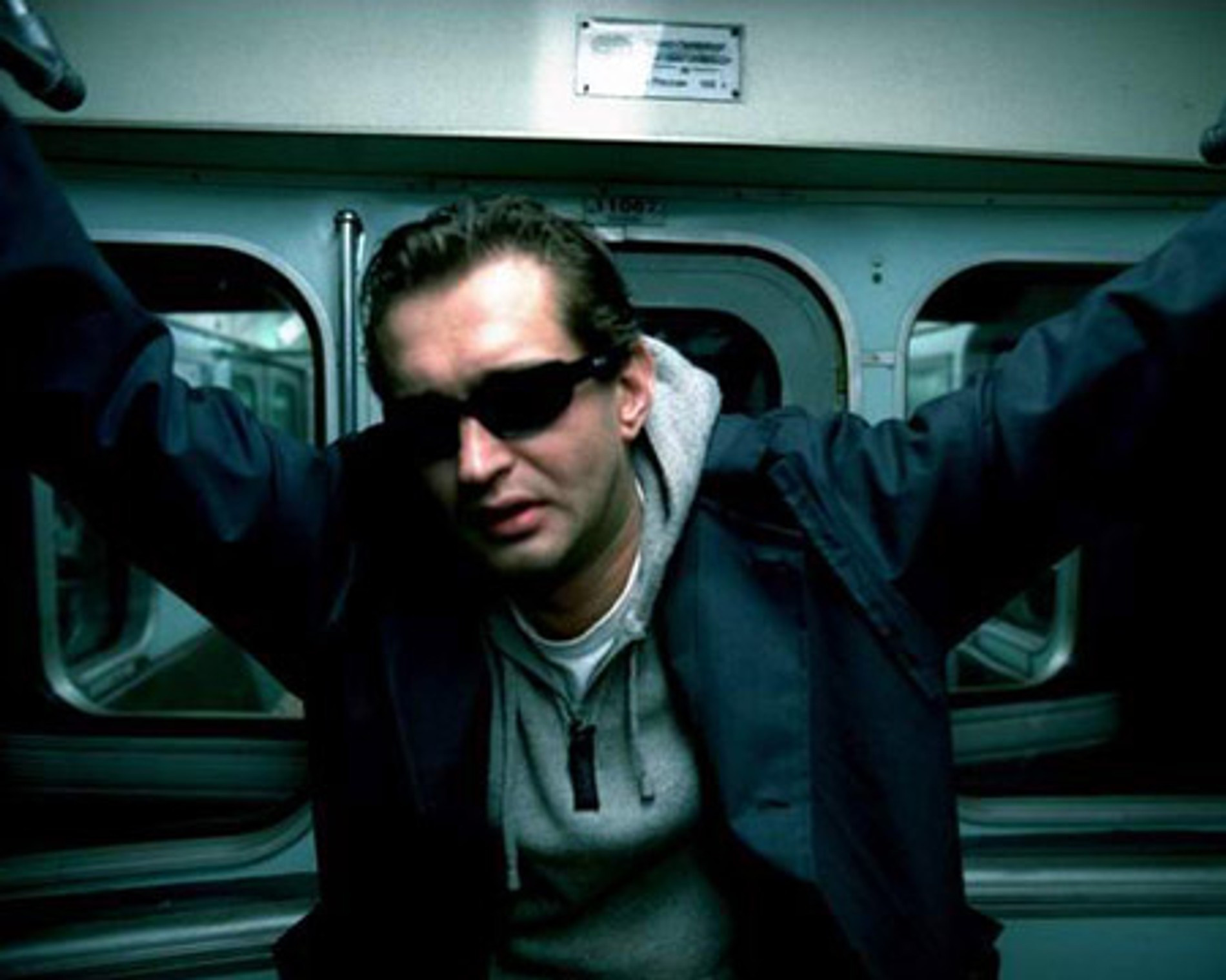 У него все выходило. Одним меньше (2012). У него все выходило. Выйти замуж. Подышать свежим воздухом.