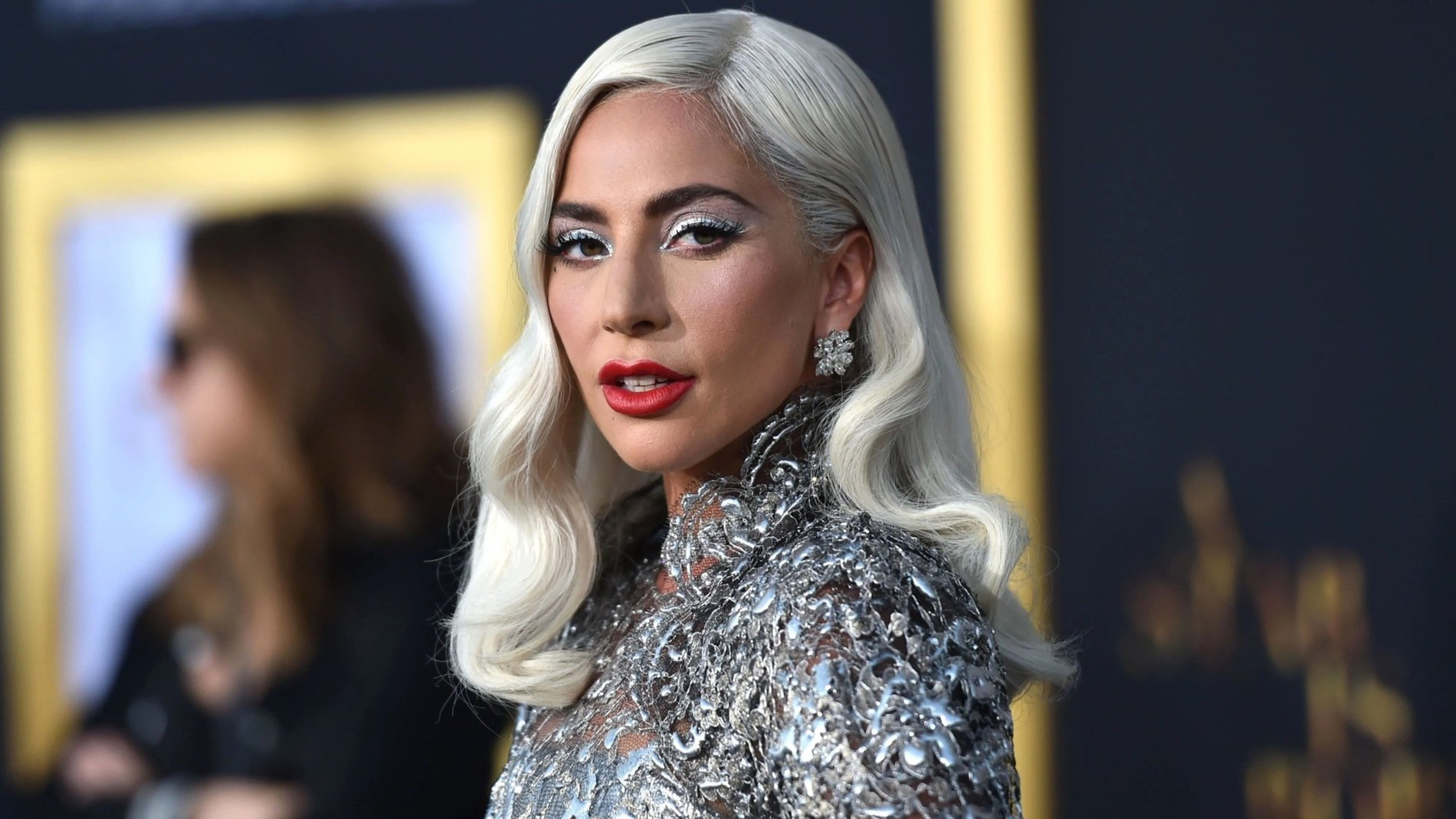 Леди гага. Lady Gaga 2020. Леди Гага на красной площади.