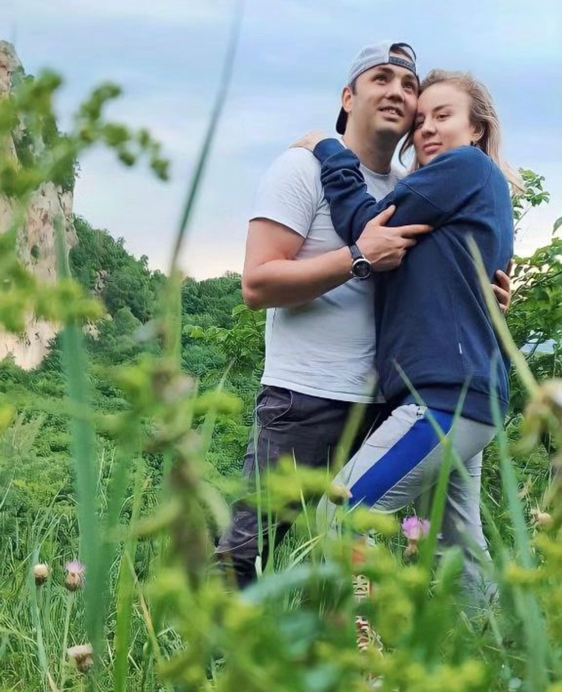 Жена участника «Дома-2» Александра Гобозова, осужденного на полтора ...