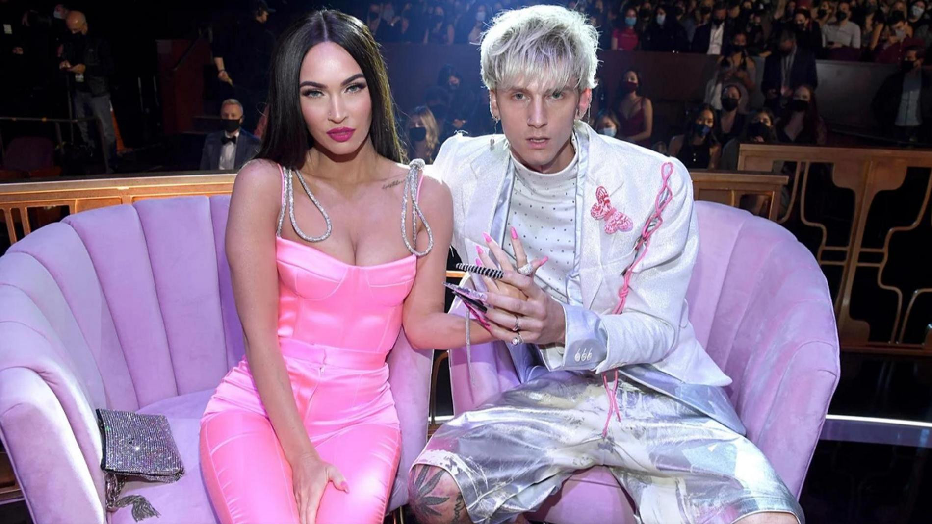 Machine Gun Kelly сделал редкое заявление о своем ребенке от Меган Фокс