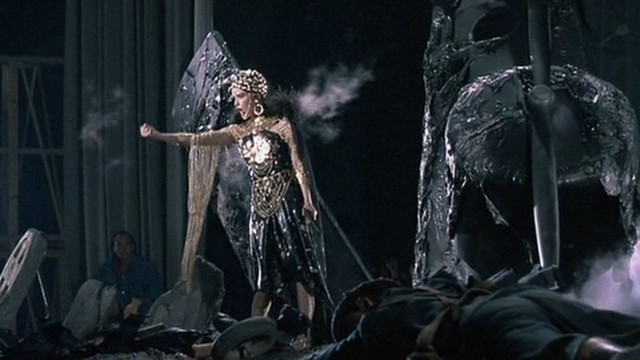 призрак в опере фильм 2004. призрак оперы 2004 эмми россум. The phantom of the opera 2004 screencaps. джерард батлер призрак оперы. призрак оперы 2004.