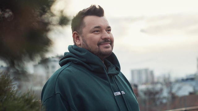 Солист «Руки Вверх!» Сергей Жуков стал отцом в пятый раз: подробности