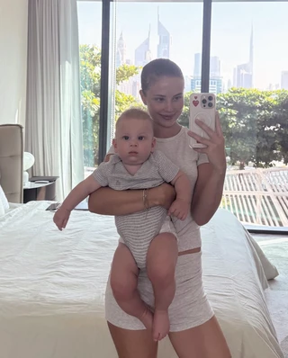 Лиана Шульгина с сыном.  Фото: Instagram (Запрещён в РФ) @lianashulginaa