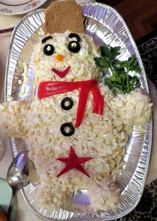 Салат «Снеговик». Источник: Неолурк