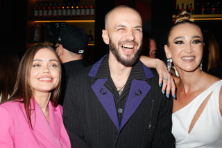 ST с супругой Ассоль и Ольгой Бузовой. Фото: предоставлено артистом