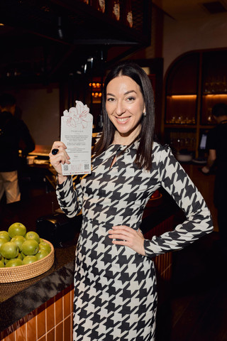 Мария Лобанова на фестивале кондитерского искусства. Фото: пресс-служба