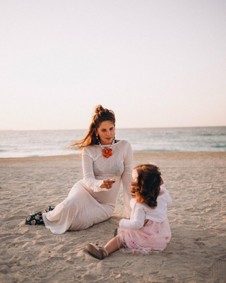 Лиза Моряк с семьёй. Фото: Инстаграм* @moryakliza