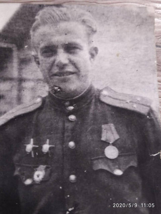 Дедушка Саши Савельевой. Фото: телеграм @alexandrinsave