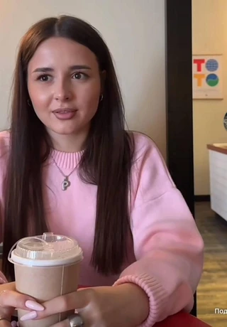 Предположительная девушка Олега Шепса. Фото: Woman.ru