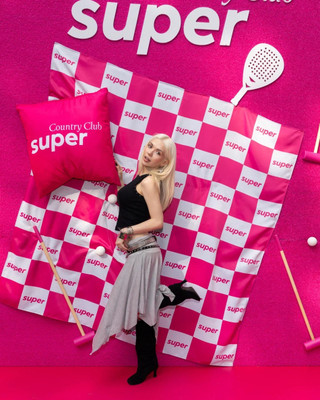 Соня Слипи. Фото: Super