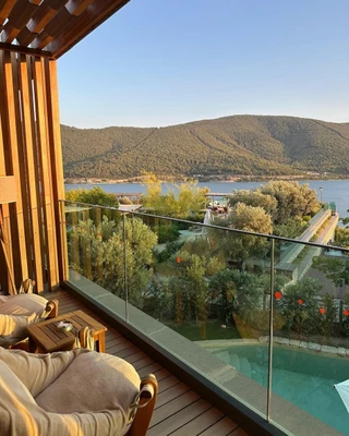 Вид из номера. Фото: Инстаграм (запрещён в РФ) @bikovic