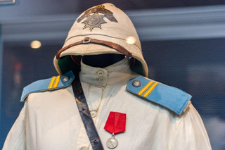 Казачья униформа. Фото: kzgv.donstu.ru