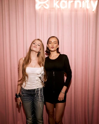 Милана Star и Валя Карнавал. Фото: Пресс-служба