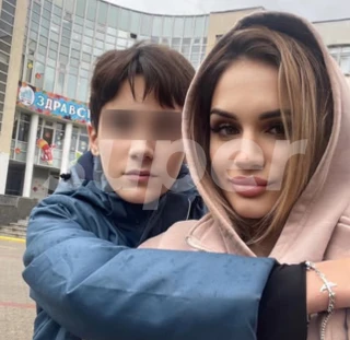 Вероника Нестерова с сыном Романом. Фото: Инстаграм (запрещен в РФ) @lady_bro_official