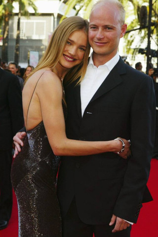 Наталья Водянова с супругом Джастином Портером, 2003