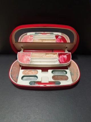 Набор Pupa. Источник: Pinterest