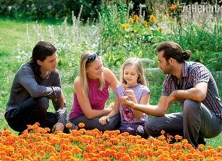 Галина Данилова с турецким супругом и детьми, 2011 год. Фото: Издание «7 Дней»