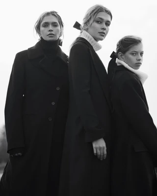 Вера Брежнева с дочерьми. Фото: Инстаграм (запрещен в РФ) певицы