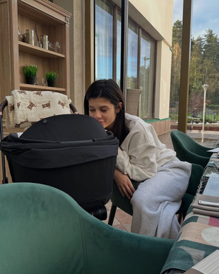 Виктория Антонова с сыном. Фото: Инстаграм (запрещён в РФ) @actorsashapetrov