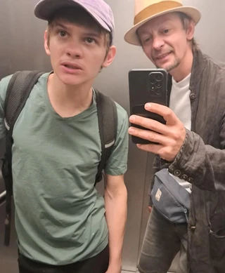 Евгений Кулаков с сыном. Фото: Инстаграм (запрещён в РФ) @kulakovv.evgen