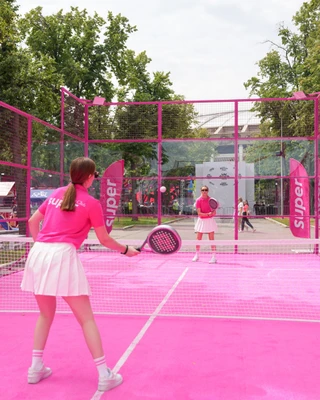 Атмосфера в Super Country Club.