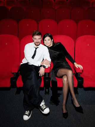 Александр Петров с супругой Викторией. Фото: Инстаграм* @actorsashapetrov