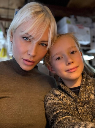 Катя Гордон с сыном. Фото: Инстаграм (запрещён в РФ) @katyagordon