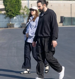 Элизабет Олсен с мужем. Фото: Times Enterteinment