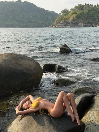 Валя Карнавал. Фото: Instagram (Запрещён в РФ) @karna.val