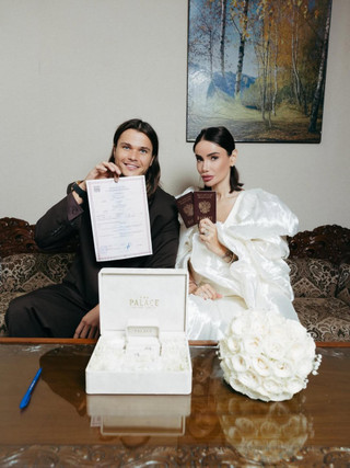 Степан Кузьменко и Айза-Лилуна Ай. Фото: Инстаграм (запрещён в РФ) @aizalovesam