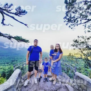 Илья Былушкин с бывшей женой и детьми. Фото: инсайдер Super