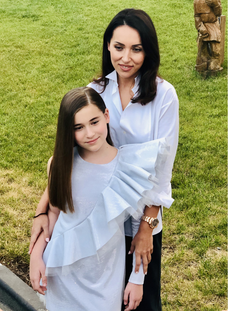 Алсу и Микелла Абрамова Фото: SUPER