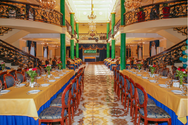 Ресторан Битаровых в Беслане, где месяц назад депутат Гордумы устроил стрельбу. Фото: erm.bavaria-rest.ru