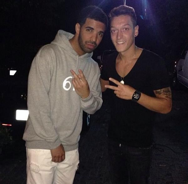 Фото: Instagram @champagnepapi