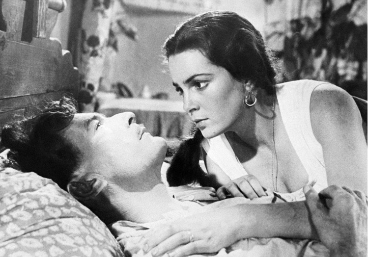 Фото: кадр из к/ф «Тихий Дон»