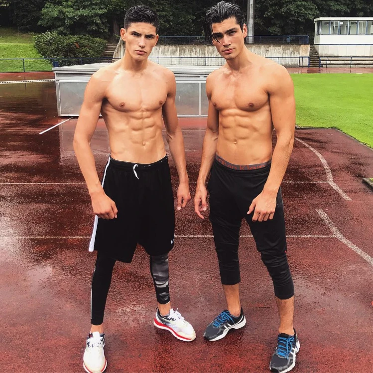 Ислам и Сулумбек Дулатовы