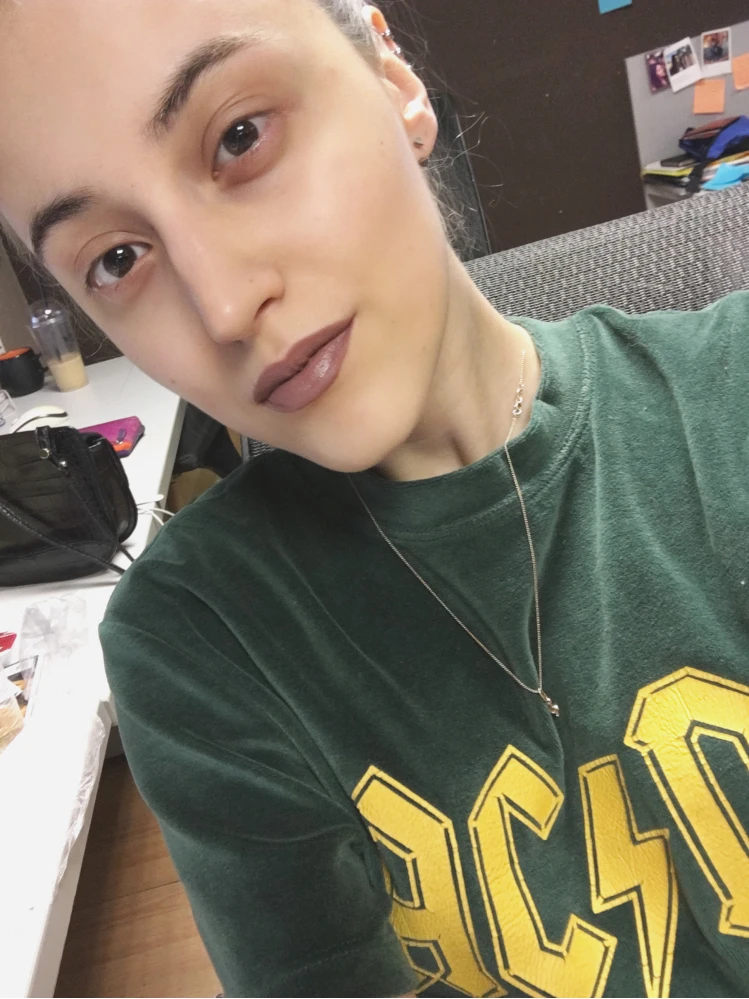 Оттенок 05 сразу после нанесения. Фото: Super