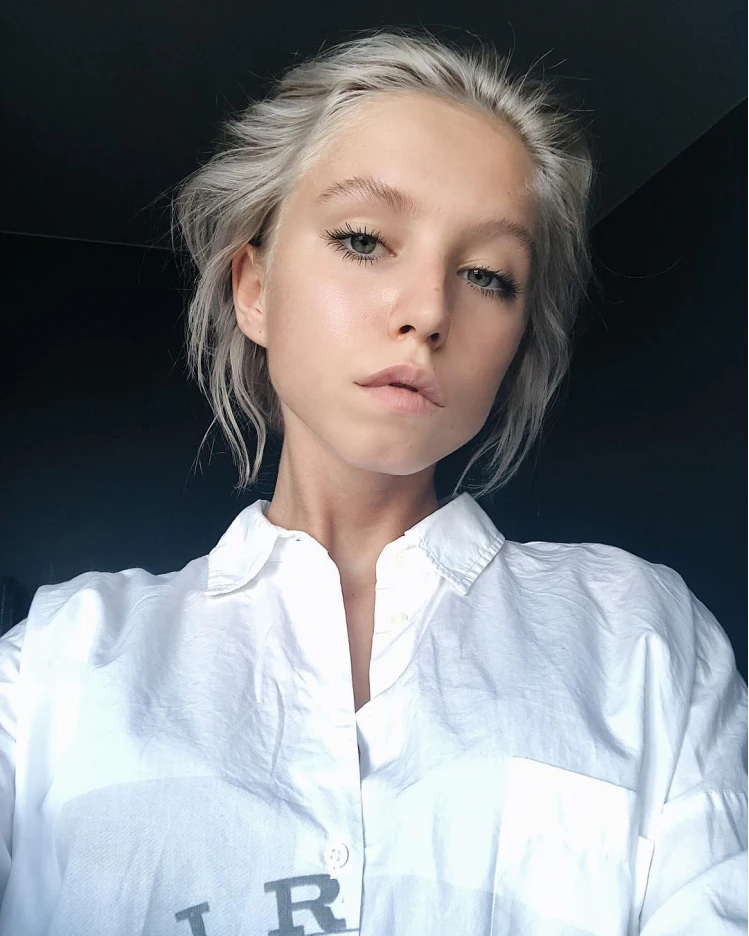 Ясмин Кристовская. Фото: Instagram