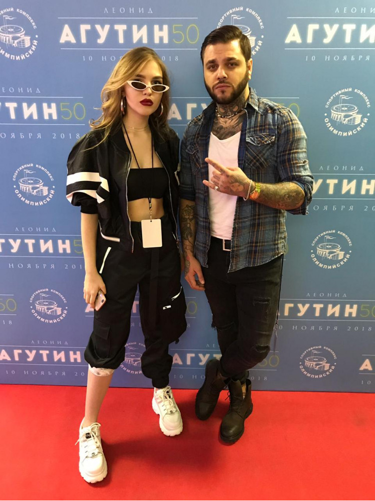 Новые проекты ПЦ Леонида Агутина — певица RONNY и Слава FOXX. Фото: SUPER