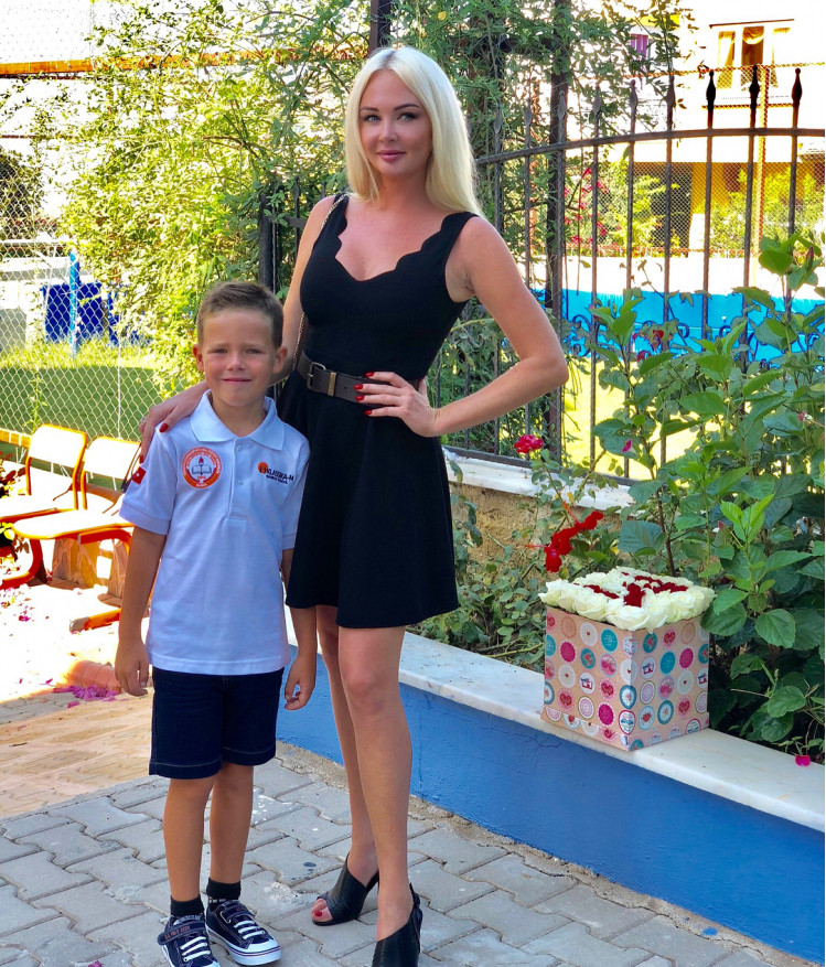 Дарья Пынзарь с сыном. Фото: Instagram