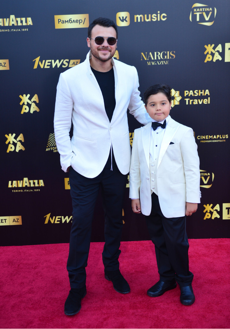 Эмин Агаларов с сыном, фото: Кристина Зпйцева