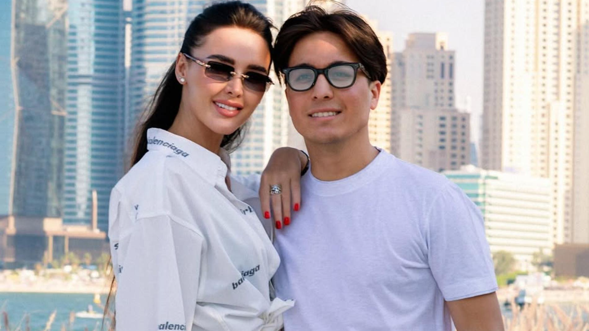 Тимур Хайдаров с супругой. Фото: Инстаграм (запрещён в РФ) @dr.timur_khidarov