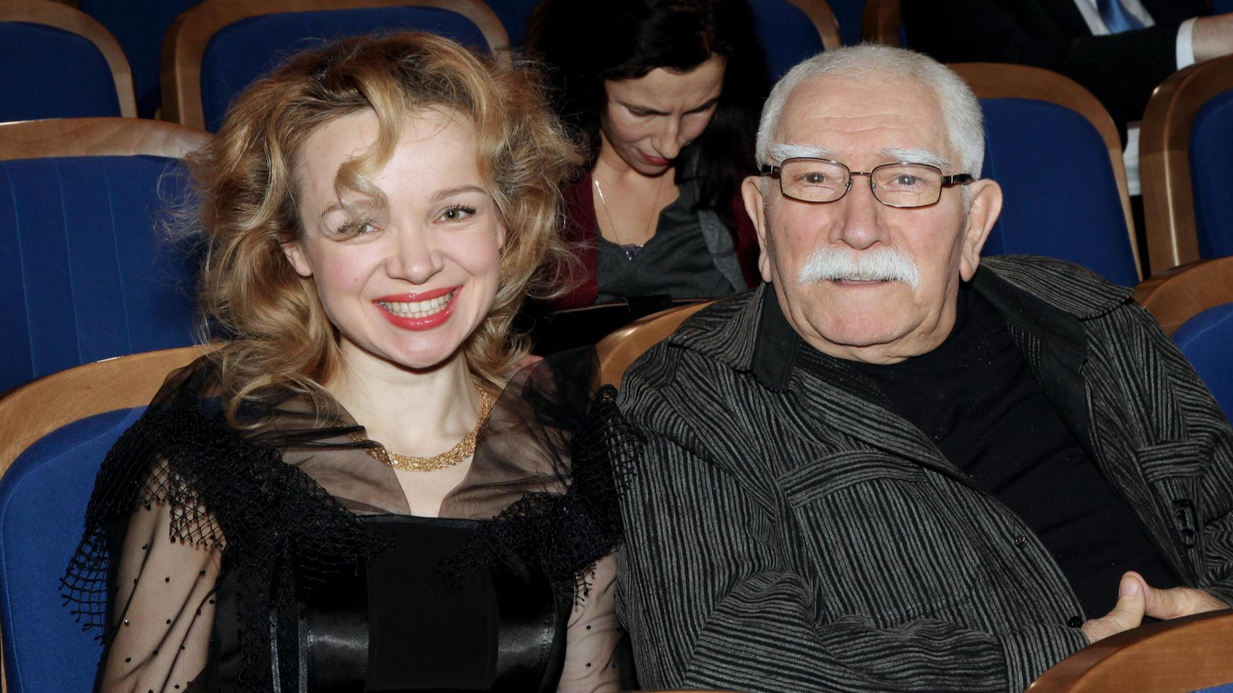 Виталина Цымбалюк-Романовская и Армен Джигарханян. Фото: :Legion-Media