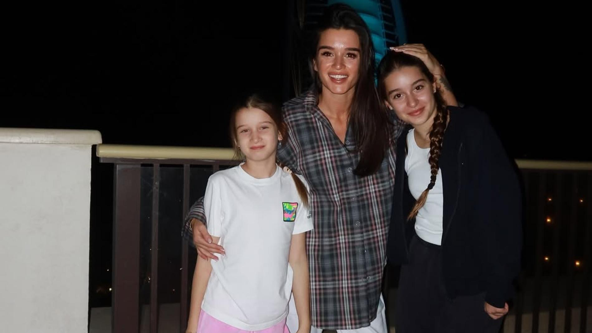 Ксения Бородина с дочерьми — Марусей и Теоной. Фото: Инстаграм* @borodylia